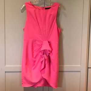 Pink fitted dress with front ruffles